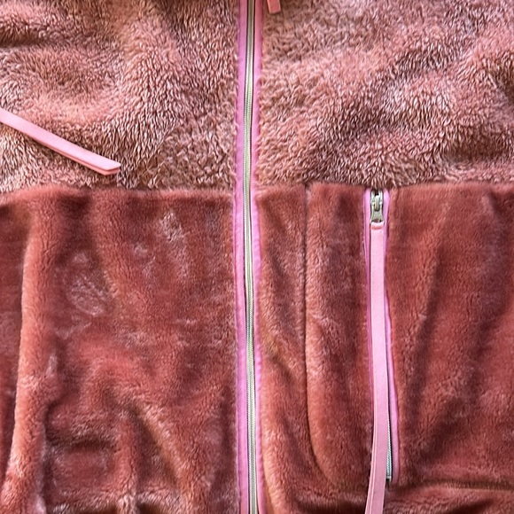 UGG Marlene Teddy Jacket - Picture 10 of 10